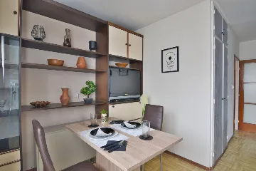 Split Balcony Apartment for 2 Guests