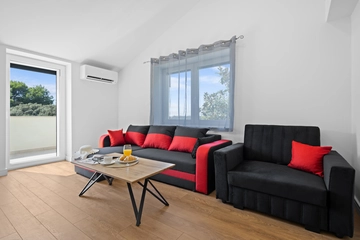 Two-Bedroom Apartment in Pula