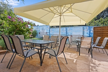 Two-Bedroom Apartment in Pula