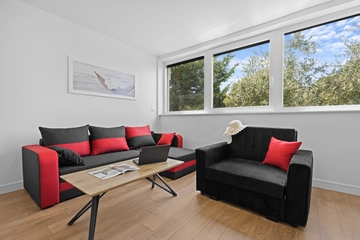 2-Bedroom Apartment in Pula for 4 Guests