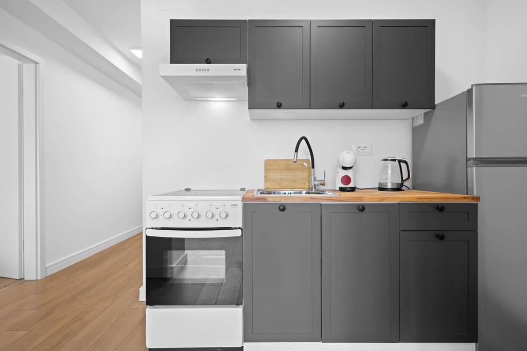 2-Bedroom Apartment in Pula for 4 Guests