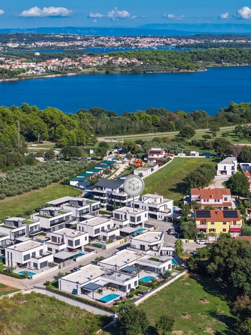 4-Bedroom Villa in Banjole for up to 8