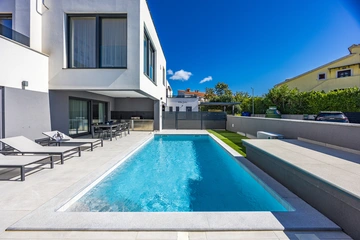 4-Bedroom Villa in Banjole for up to 8