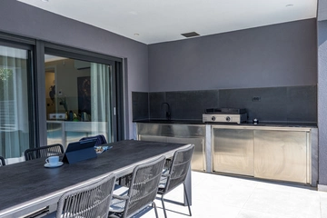 4-Bedroom Villa in Banjole for up to 8