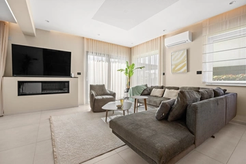 4-Bedroom Villa in Banjole for up to 8