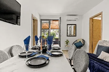 Medulin 3-Bedroom Apartment for 6 Guests