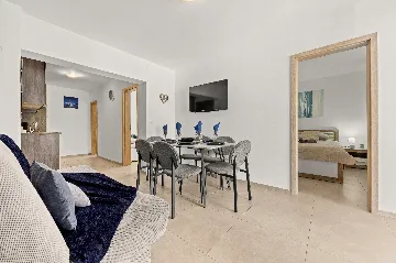 Medulin 3-Bedroom Apartment for 6 Guests