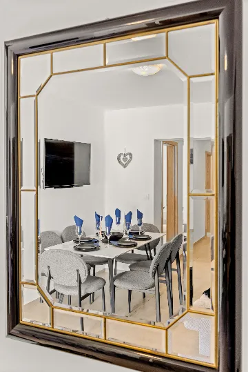 Medulin 3-Bedroom Apartment for 6 Guests