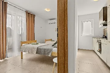 Medulin Apartment for 4 Guests with Terrace