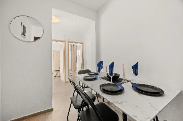 Medulin Apartment for 4 Guests with Terrace