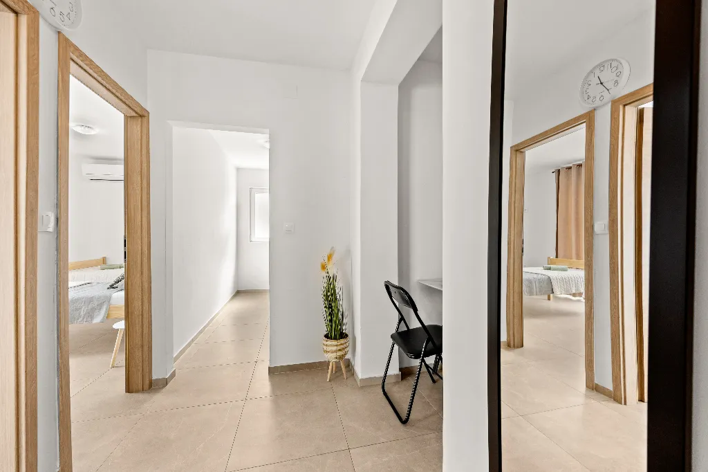 Medulin Apartment for 4 Guests with Terrace