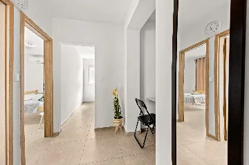 Medulin Apartment for 4 Guests with Terrace