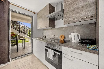 Medulin Studio Apartment for 2 Guests with Parking