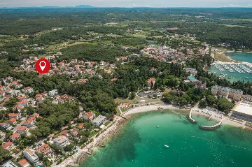 Rovinj 4-Bedroom House with Jacuzzi for 8