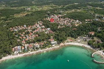 Rovinj 4-Bedroom House with Jacuzzi for 8