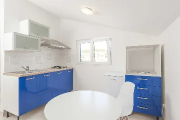 Hvar Apartment for 2 Guests Near Private Beach