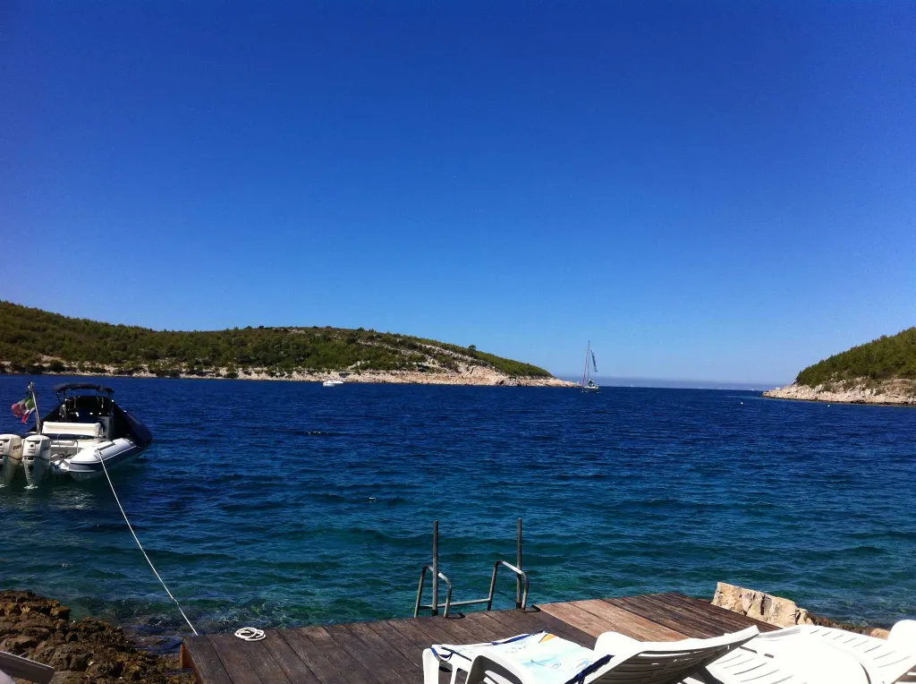 Apartment by the Sea in Hvar for 3 Guests