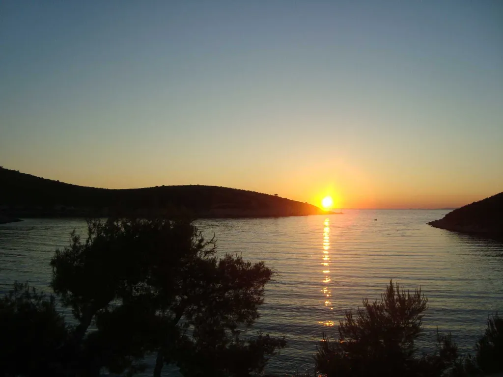 Apartment by the Sea in Hvar for 3 Guests