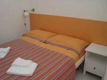 Hvar Apartment for 4 Guests with Terrace