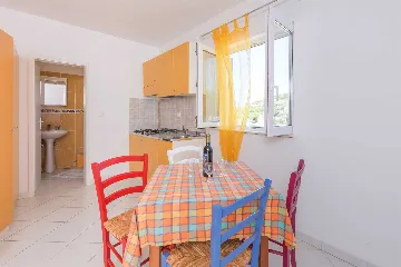 Hvar Apartment for 4 Guests with Terrace