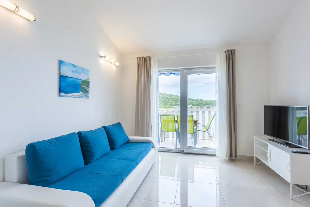Hvar Apartment with Balcony and Bay View