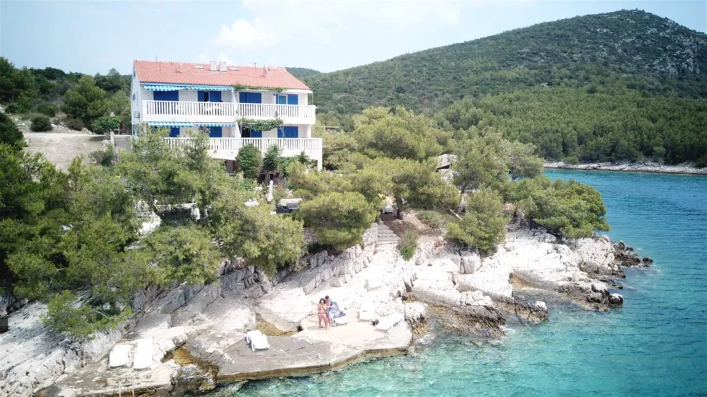 Hvar Apartment with Balcony and Bay View