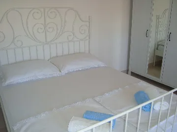 Apartment with Balcony in Hvar for 6 Guests