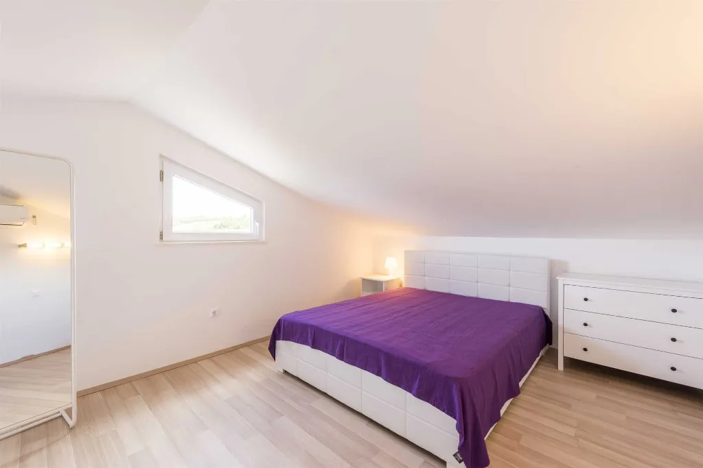 Apartment with Balcony in Hvar for 6 Guests