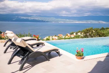 Apartment in Vrbnik with Private Infinity Pool