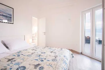 Apartment in Vrbnik with Private Infinity Pool