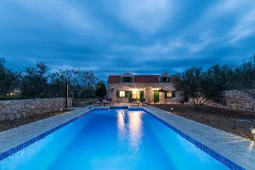 Villa with Swimming Pool in Vir, Croatia