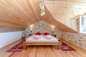 Villa with Swimming Pool in Vir, Croatia