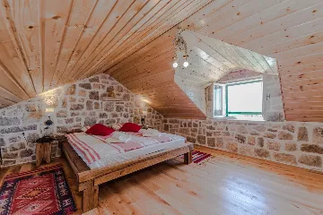 Villa with Swimming Pool in Vir, Croatia