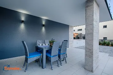 Modern Apartment in Krk for 4 Guests Near Beach