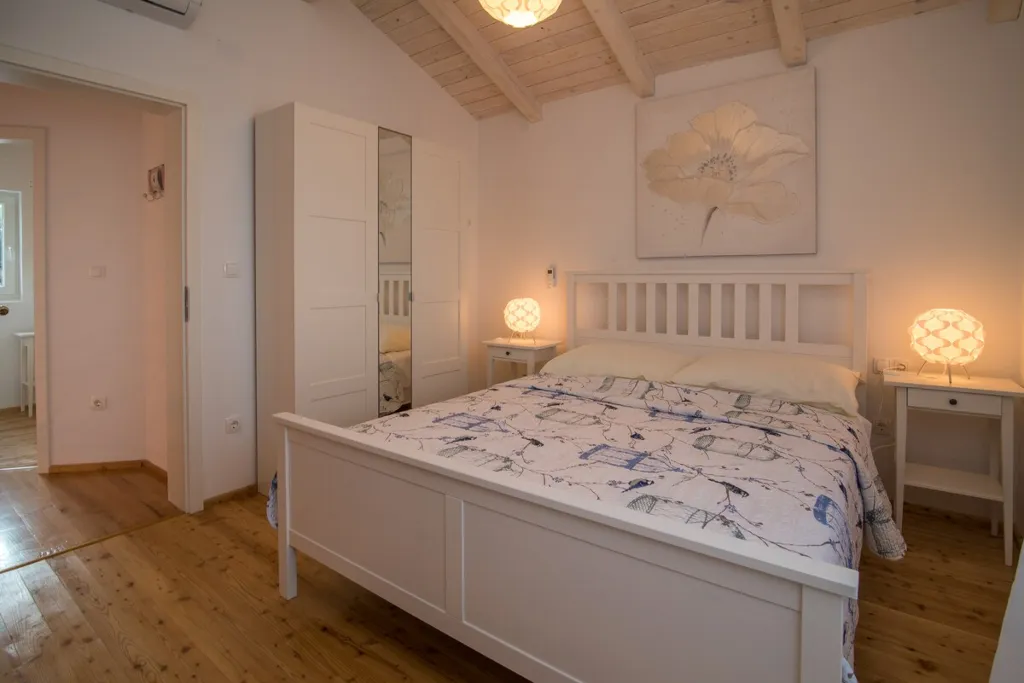 Stone Villa with Pool for 6 in Vrbnik