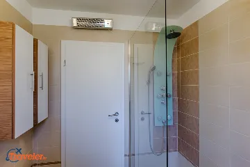 4-Bedroom Villa in Brzac with Private Pool