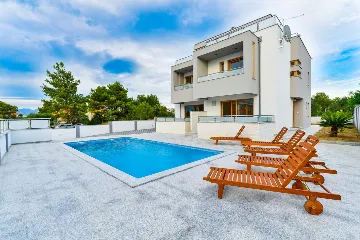 Zaton Villa with Pool and Sea-View Roof Terrace