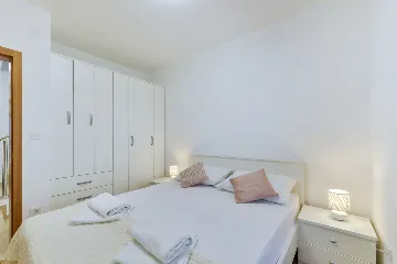 Zaton Villa with Pool and Sea-View Roof Terrace