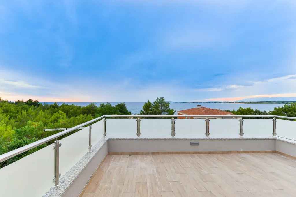 Zaton Villa with Pool and Sea-View Roof Terrace