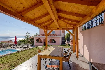 Crikvenica 4-Bedroom Villa for 10 Guests with Pool