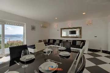 Crikvenica 4-Bedroom Villa for 10 Guests with Pool