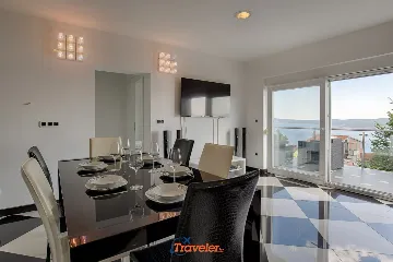 Crikvenica 4-Bedroom Villa for 10 Guests with Pool