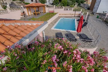 Crikvenica 4-Bedroom Villa for 10 Guests with Pool