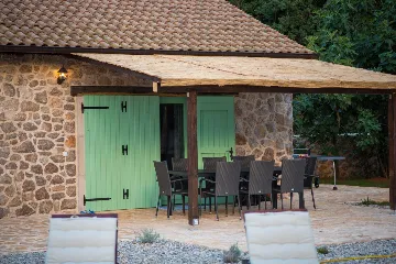 Villa in Vrbnik for 6 Guests with Pool