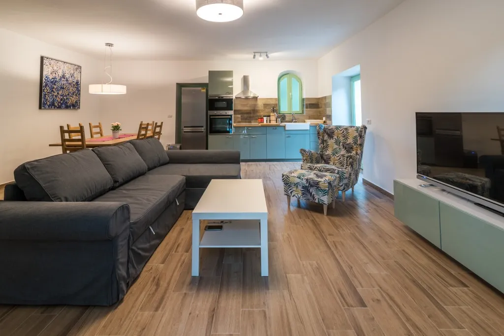 Villa in Vrbnik for 6 Guests with Pool