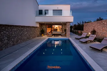 Villa in Gabonjin with Private 55 m² Pool