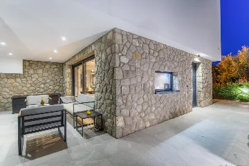 Villa in Gabonjin with Private 55 m² Pool