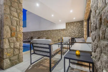 Villa in Gabonjin with Private 55 m² Pool