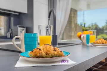 Villa in Gabonjin with Private 55 m² Pool