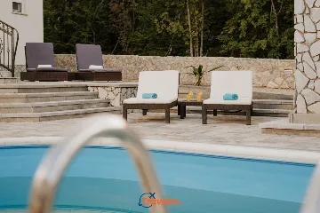 Villa with Pool and Sea View in Donja Hlapa